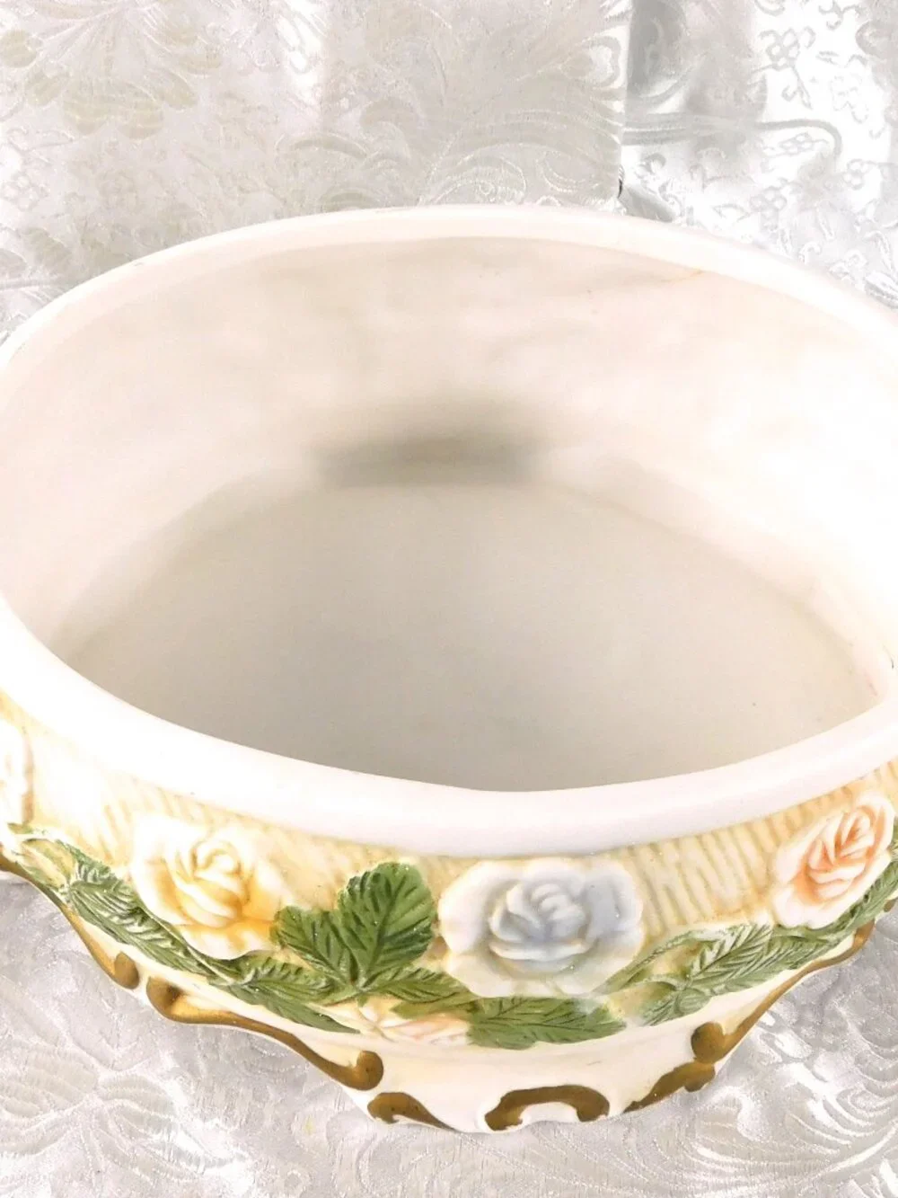 Unmarked White Ceramic Decorative Bowl with Lid # 27264
